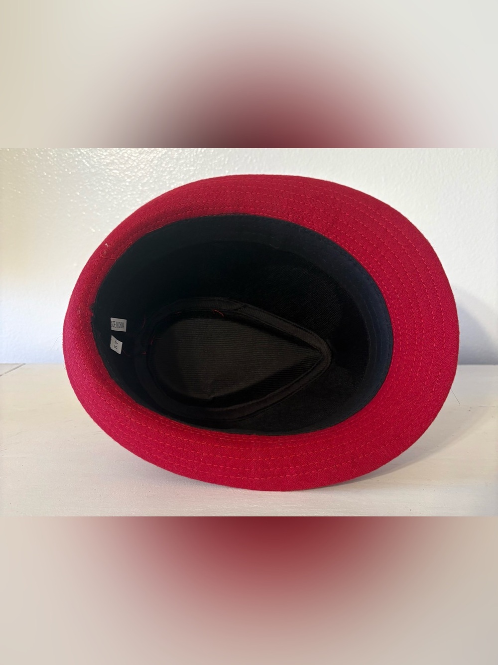 Red Felt Fedora Hat - Picture 4 of 4